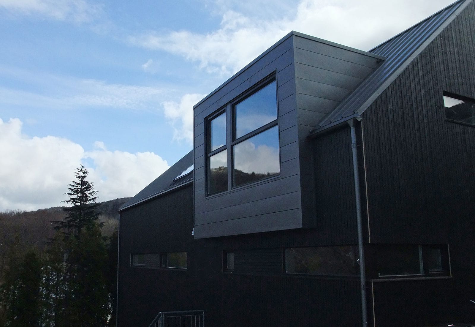 enebolig-hommersaak-fasade